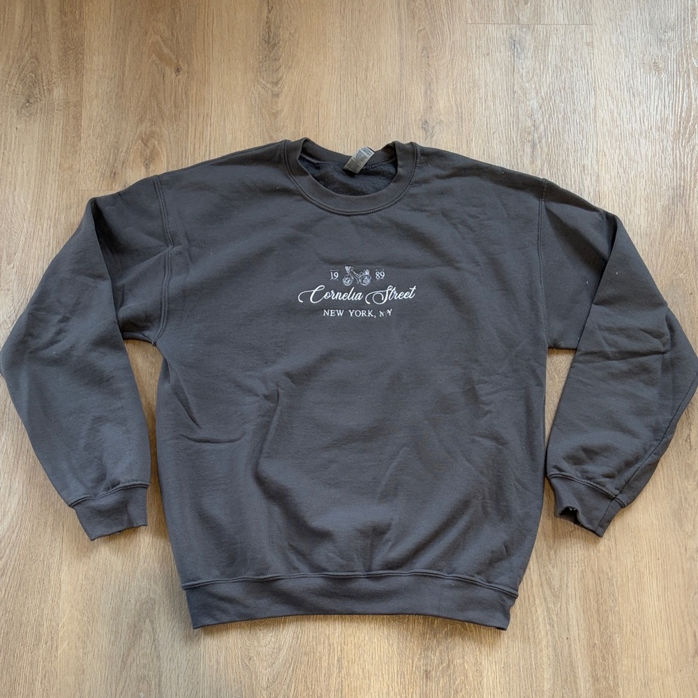 Taylor Swift Cornelia Street Crewneck Sweatshirt Size Medium